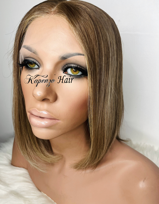 Short European Hair Wig in Brown with Blonde Highlights